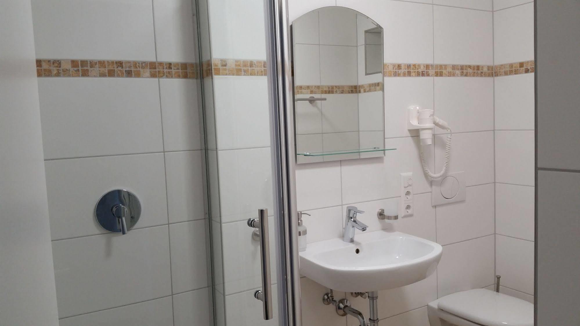 Schäfer Boardinghouse 3*